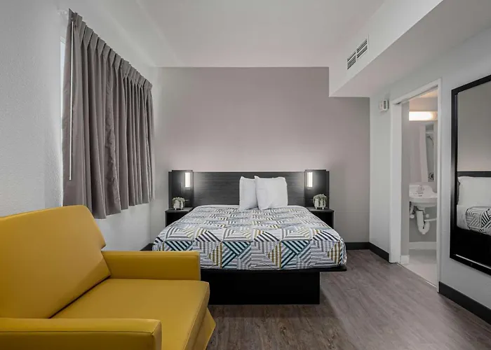 Motel 6-San Diego, Ca - Downtown