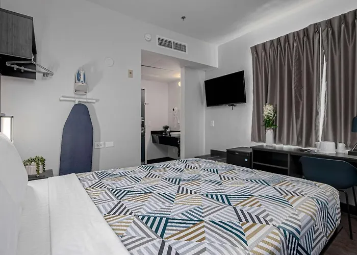 Motel 6-San Diego, CA - Downtown